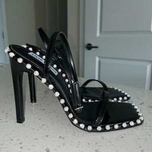 Steve Madden Zelle heels in Black